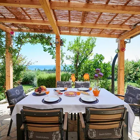 Unique House Split Holiday home *