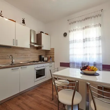 Unique House Split Holiday home
