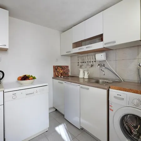 Unique House Nyaraló